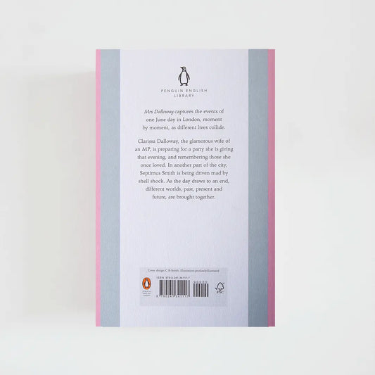 Trasera gris y rosa con sinopsis del libro en inglés Mrs Dalloway de Virginia Wolf de la colección Penguin English Library sobre fondo blanco.