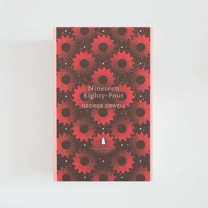 Portada del libro Nineteen-Eighty-Four de George Orwell color rojo con estampado de tuercas o engranajes.