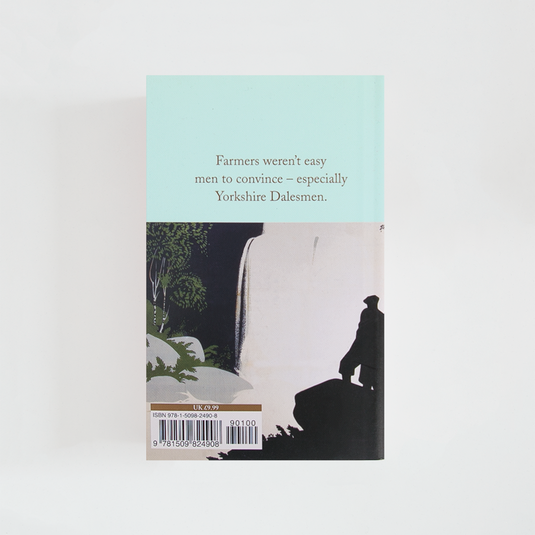 Trasera del libro It Shouldn't Happen to a Vet de James Herriot (The Collector's Library) de color celeste acompañada de imagen inspirada en la novela.