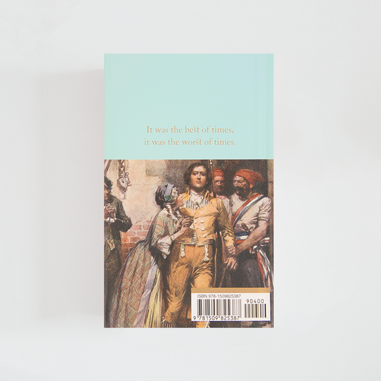 Trasera del libro A Tale of Two Cities de Charles Dickens (The Collector's Library) de color celeste acompañada de imagen inspirada en la novela.