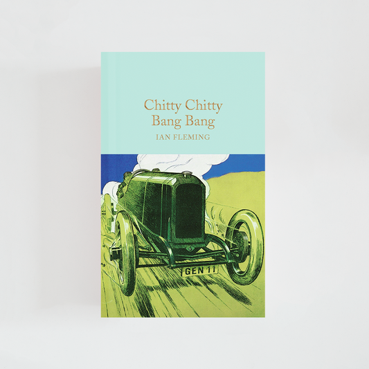 Portada del libro Chitty Chitty Bang Bang de Ian Fleming (The Collector's Library) de color celeste acompañada de imagen inspirada en la novela.