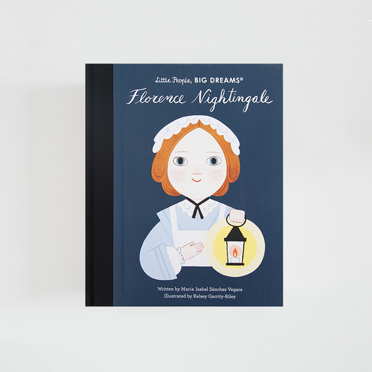 Portada del libro Florence Nightingale de Maria Isabel Sánchez Vegara, ilustrado para la colección Little People, BIG DREAMS. Biografía ilustrada de la enfermera británica que revolucionó la atención sanitaria moderna y se convirtió en pionera de la enfermería profesional.