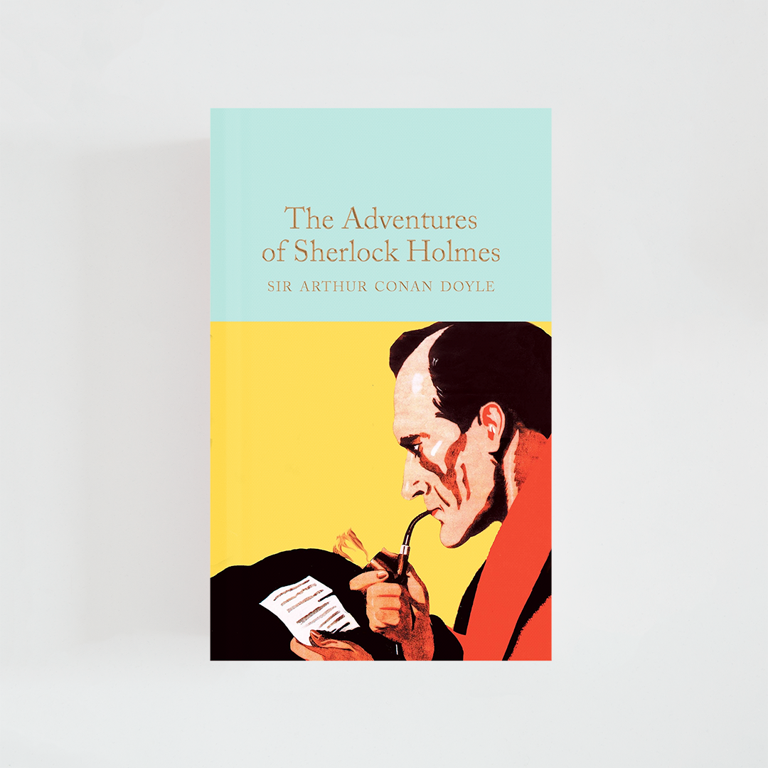 Portada del libro The Adventures of Sherlock Holmes de Arthur Conan Doyle (The Collector's Library) de color celeste acompañada de imagen inspirada en la novela.