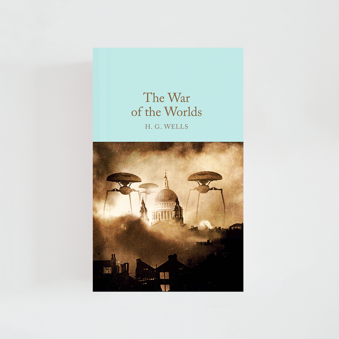 Portada del libro The War of the Worlds de H. G. Wells (The Collector's Library) de color celeste acompañada de imagen inspirada en la novela.